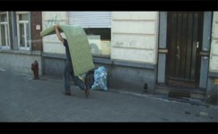 Uit de bus / From the bus Uit de bus / From the bus