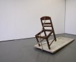 Zonder titel (deur/touw/stoel) Kunstwerk Zonder titel (deur/touw/stoel)