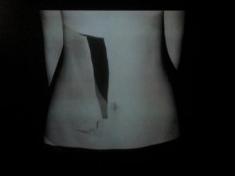 (still uit video-installatie) (still uit video-installatie)