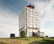 Het laatste jaar van een eiland (Het renoveren van de vuurtoren) Kunstwerk Het laatste jaar van een eiland (Het renoveren van de vuurtoren)