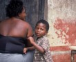 Accra, Moeder en Kind Kunstwerk Accra, Moeder en Kind
