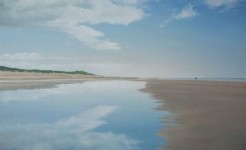 (83) strand van Zeeland met spiegelend water  (83) strand van Zeeland met spiegelend water